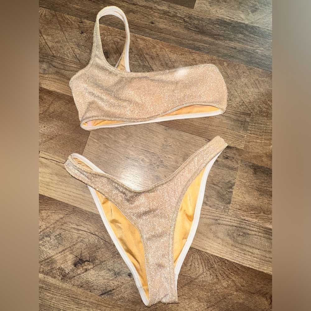 triangl bikini